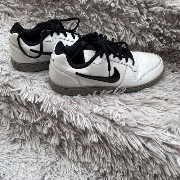 Nike  Ebernon Low White Cement 2019 - CK0034-100 Men’s Size 8.5 Pre Owned - Picture 6 of 16